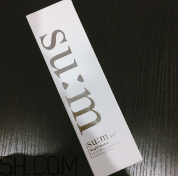 sum37泡沫潔面膏洗后緊繃嗎？干皮能用嗎？