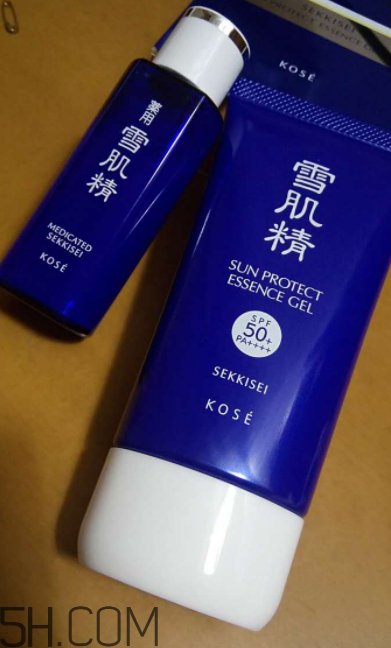 雪肌精防曬啫喱是化學防曬嗎？有刺激嗎？