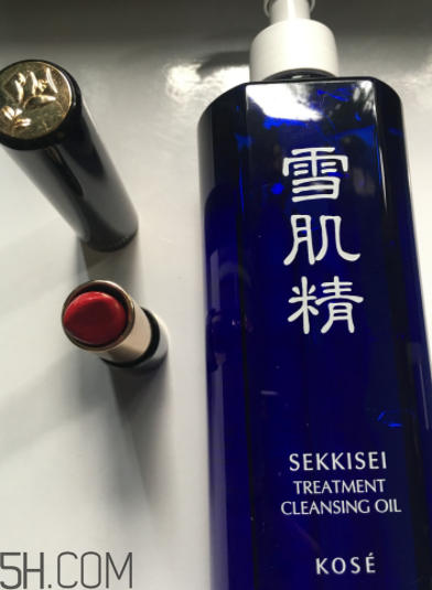 雪肌精卸妝油可以卸眼妝嗎？雪肌精卸妝油乳化快嗎？