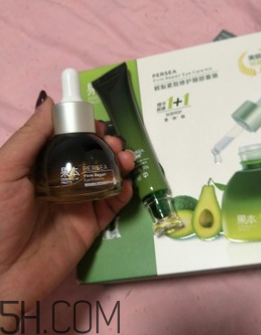 詩婷露雅鱷梨眼部套裝適合什么年紀(jì)？什么膚質(zhì)？