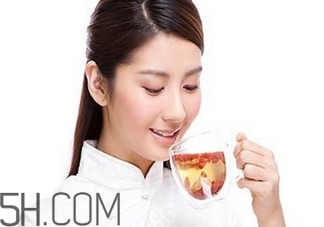 初潮早絕經(jīng)就早嗎？影響月經(jīng)初潮的因素有哪些？