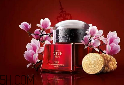 保濕效果好的護(hù)膚品有哪些？國產(chǎn)護(hù)膚品哪個(gè)牌子好用？