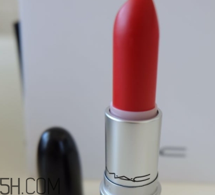 mac和tf口紅哪個好？mac魅可和tomford口紅對比