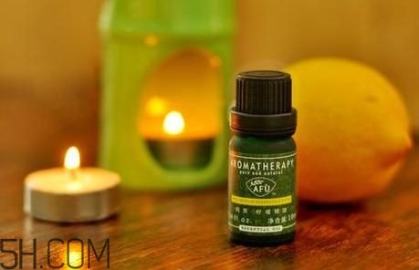 檸檬精油的功效有哪些？檸檬精油有什么功效？