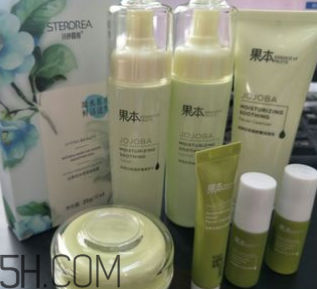 詩(shī)婷露雅荷荷巴系列有刺激嗎？適合敏感肌嗎？