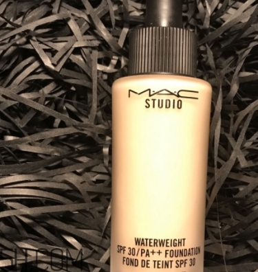 mac魅可和玫珂菲哪個好？mac魅可和make up for eve對比