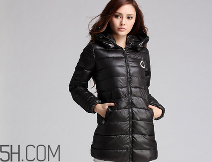女裝羽絨服怎么挑選？羽絨服的清洗技巧