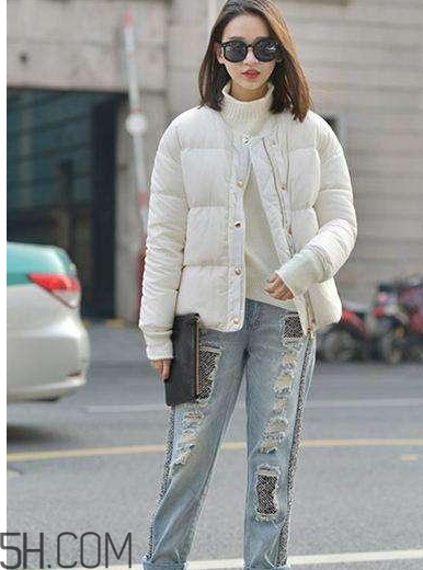 羽絨服搭配什么褲子好看？羽絨服搭配推薦