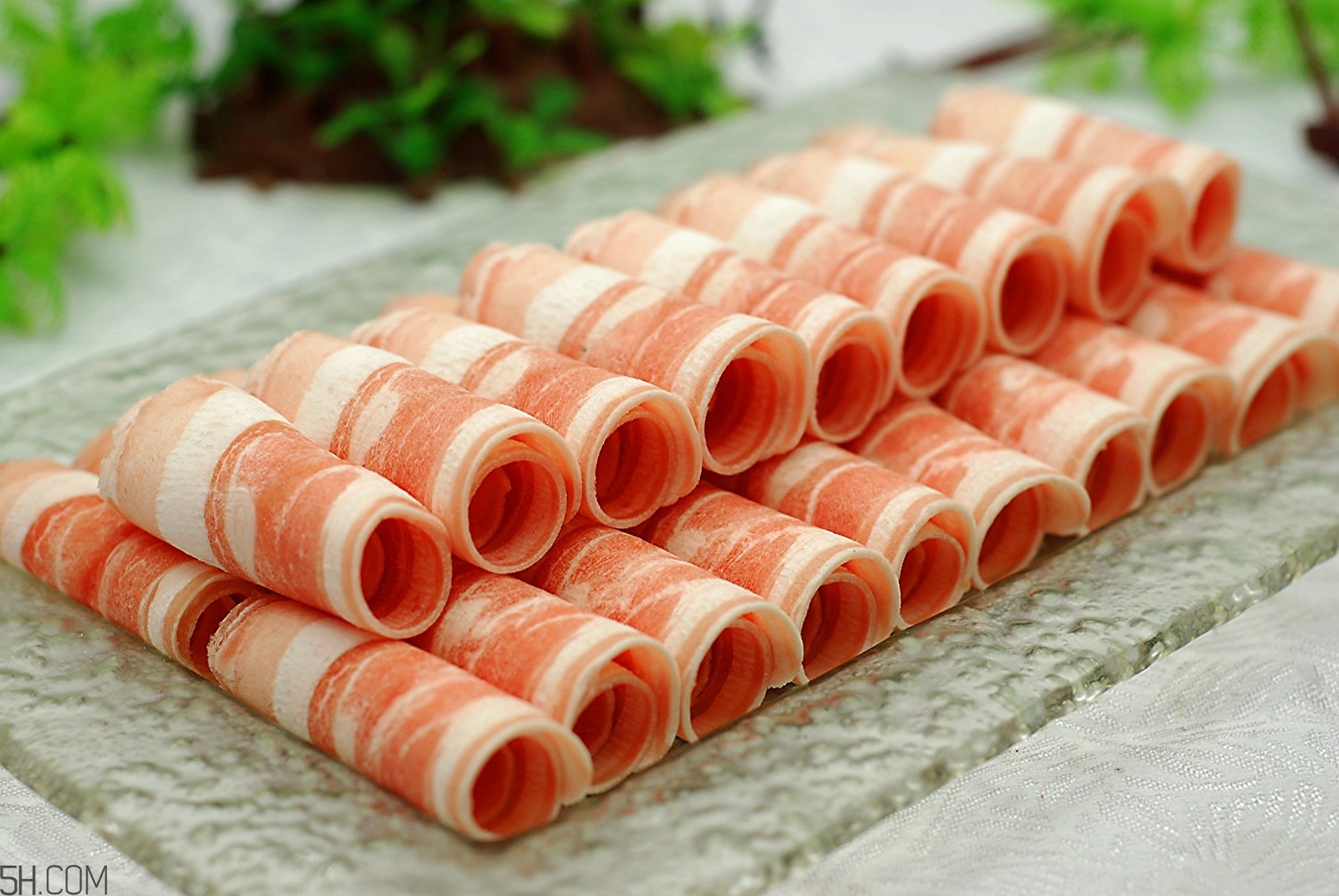 羊肉和香蕉可以一起吃嗎？吃了羊肉可以吃香蕉嗎？