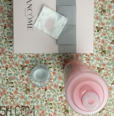蘭蔻粉水不適合油皮？蘭蔻粉水適合什么膚質(zhì)？