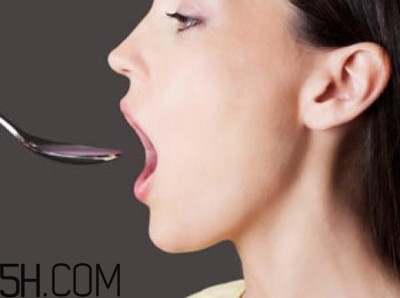 咽喉炎能吃什么水果？咽喉炎的癥狀有哪些？