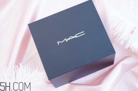 mac口紅和nars口紅哪個好？mac和nars哪個好？