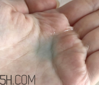 蘭蔻藍(lán)水與粉水、美膚修護(hù)美容液有什么區(qū)別？哪個好用？