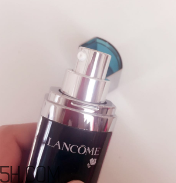 蘭蔻美膚修護(hù)精華乳有刺激嗎？適合敏感肌嗎？