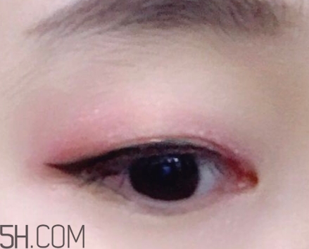 mac魅可人魚姬眼影日常嗎？mac魅可人魚姬眼影是什么顏色