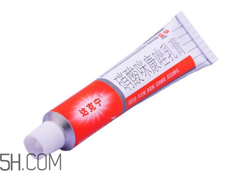 達克寧能治灰指甲嗎？達克寧能擦臉嗎？