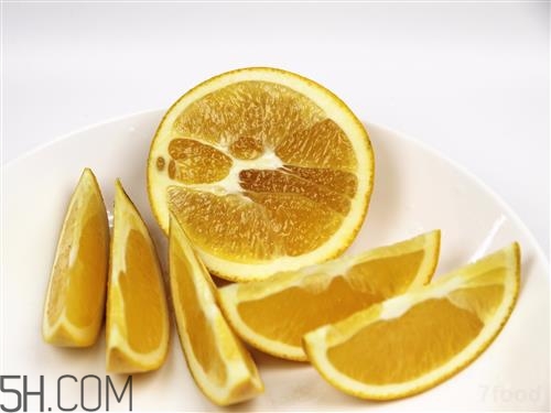 柿子和橙子能一起吃嗎？吃完橙子可以吃柿子嗎？