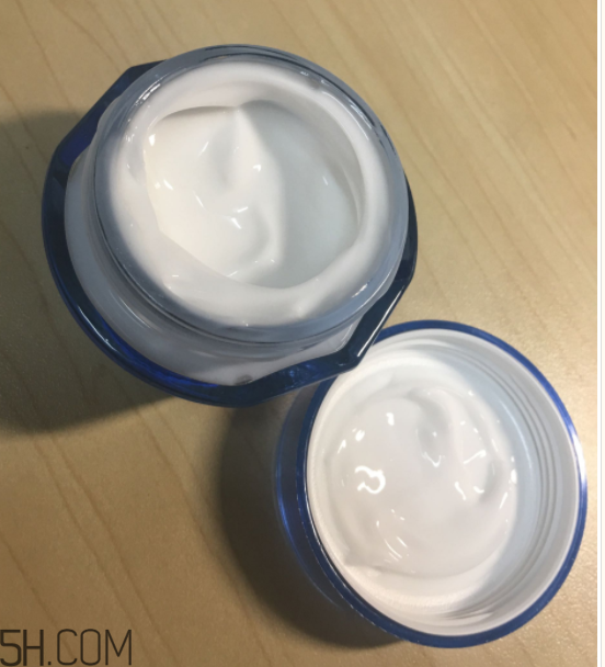 薇姿面霜為什么會搓泥？薇姿好用面霜推薦