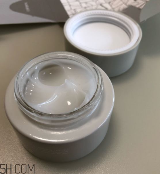 牛爾白玉蘭凍膜什么功效？牛爾白玉蘭凍膜熟齡肌適合嗎？
