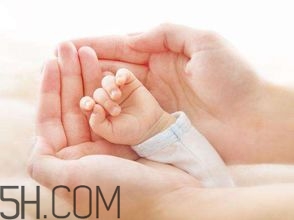 順產(chǎn)時(shí)吃什么補(bǔ)充體力？生孩子時(shí)可以吃東西嗎？