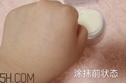 自然堂化妝品多少錢一套？