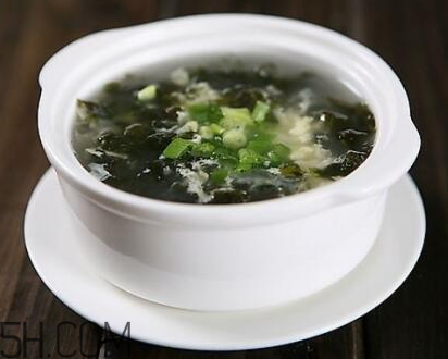 海苔和紫菜哪個(gè)更養(yǎng)生？海苔是紫菜的華麗轉(zhuǎn)身？