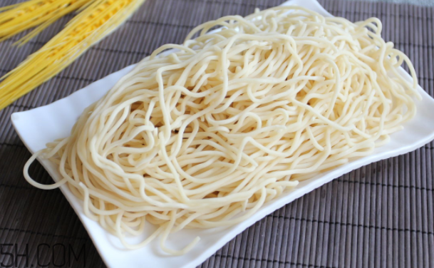 甲醛面條是什么意思？甲醛面條危害極大