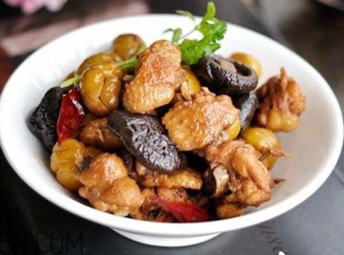 香菇燉雞用什么香菇好？干香菇是關(guān)鍵
