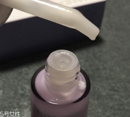 自然堂凝時鮮顏系列適合什么膚質(zhì)？