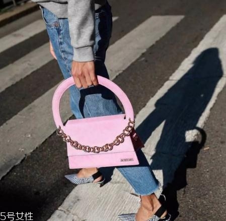 jacquemus包包在哪買？一款自帶有趣靈魂的包包