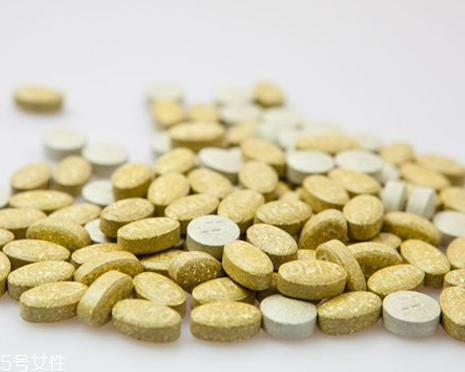 媽富隆要吃多久？短效避孕藥服用時(shí)間