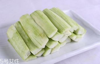 絲瓜老了還能吃嗎？軟的絲瓜口感會比較鮮甜