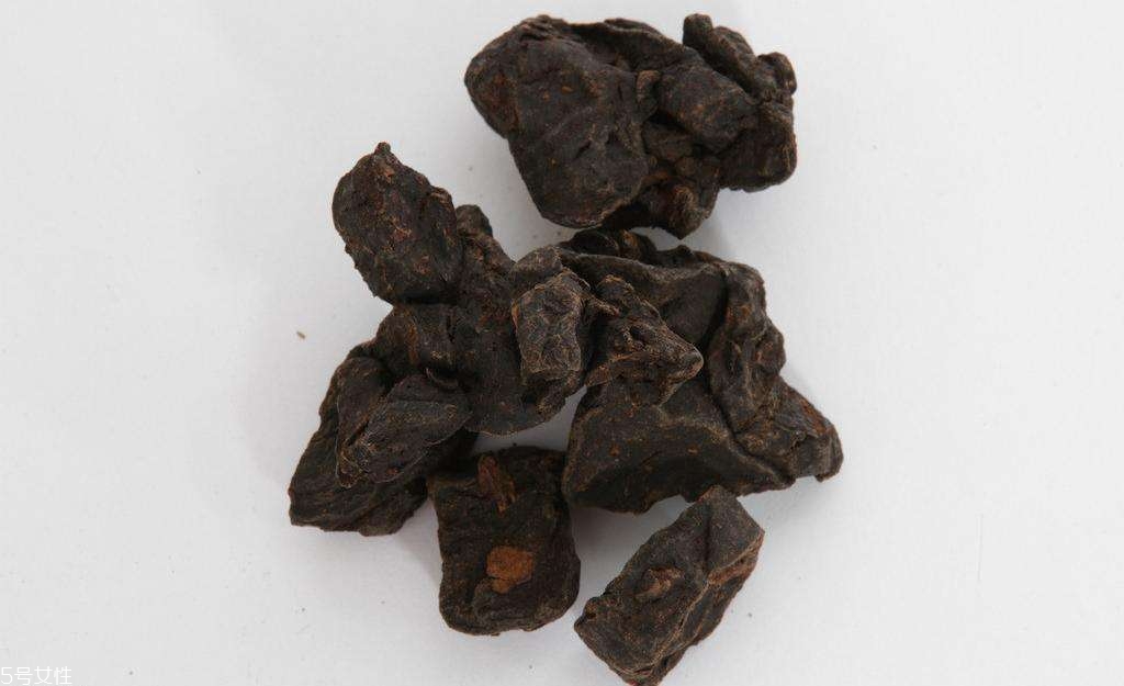 哪些中草藥可以當菜吃？最常見的是這三種