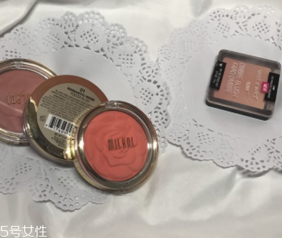 怎么打造高級(jí)臉？巧用腮紅顏值up up！
