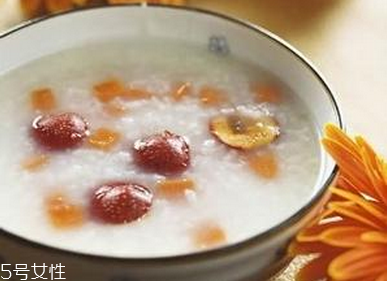 不吃晚餐減肥效果好不好？素食減肥的誤區(qū)
