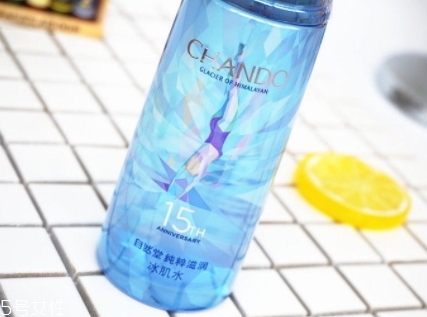 自然堂爽膚水怎么樣？看看是不是含酒精