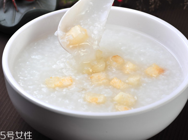 喝粥真的能續(xù)命嗎？權(quán)威報告說可以降低死亡率