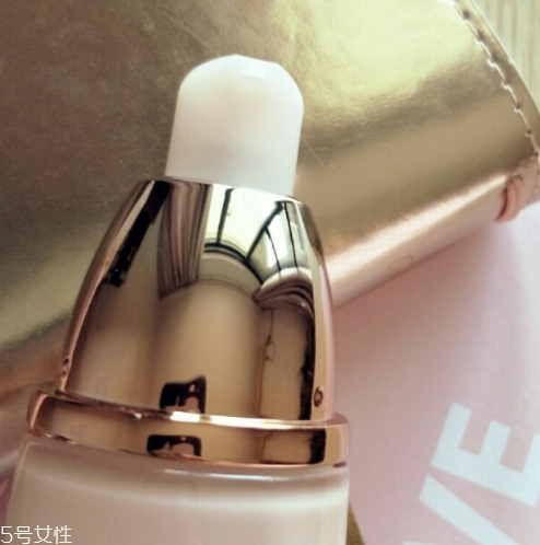 自然堂乳液怎么打開？按壓不出來不要著急