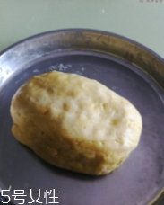 炸油角的面怎么和？用生面還是燙面你知道嗎？