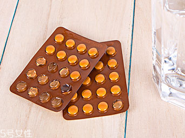 葉酸和鈣片可以同時吃嗎？葉酸和鈣片同吃無害
