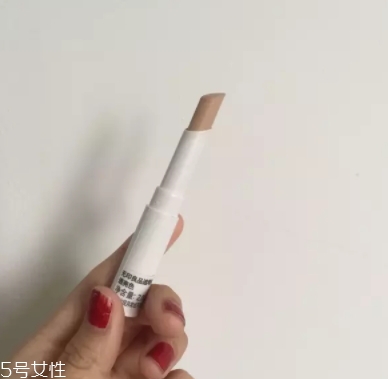 遮瑕棒什么時(shí)候用？用來修飾底妝妝容