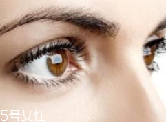 黑眼圈為什么睡夠了還是去不掉？體質(zhì)原因也會(huì)造成黑眼圈