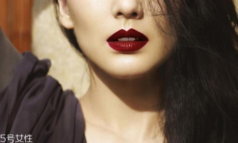 姨媽色口紅什么牌子最好？秋冬流行色