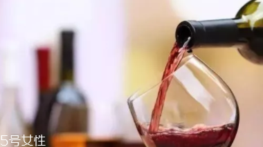 痛風得病為什么低齡化？過量飲用含糖飲料