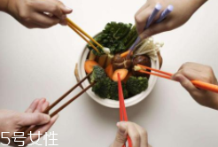 筷子應(yīng)該怎么洗？不要泡不要搓不要圖省事