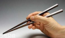 筷子應(yīng)該怎么洗？不要泡不要搓不要圖省事