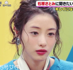 2018開年爆款色莓果紫，怎么涂更美？