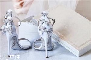 rene caovilla是奢侈品嗎？美到讓人產(chǎn)生錯(cuò)覺
