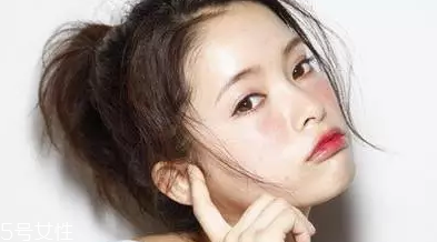 腮紅顏色怎么選？這幾招學(xué)會一個就ok