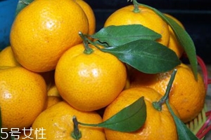 吃橘子為什么臉變黃呢？橘黃癥很快會恢復(fù)